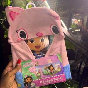 Gabby dollhouse towel